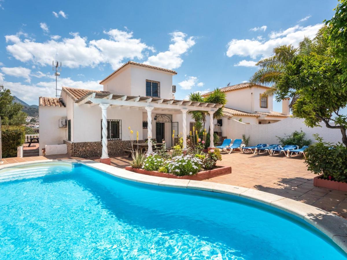 Villa Romeral By Interhome เนร์คา ภายนอก รูปภาพ