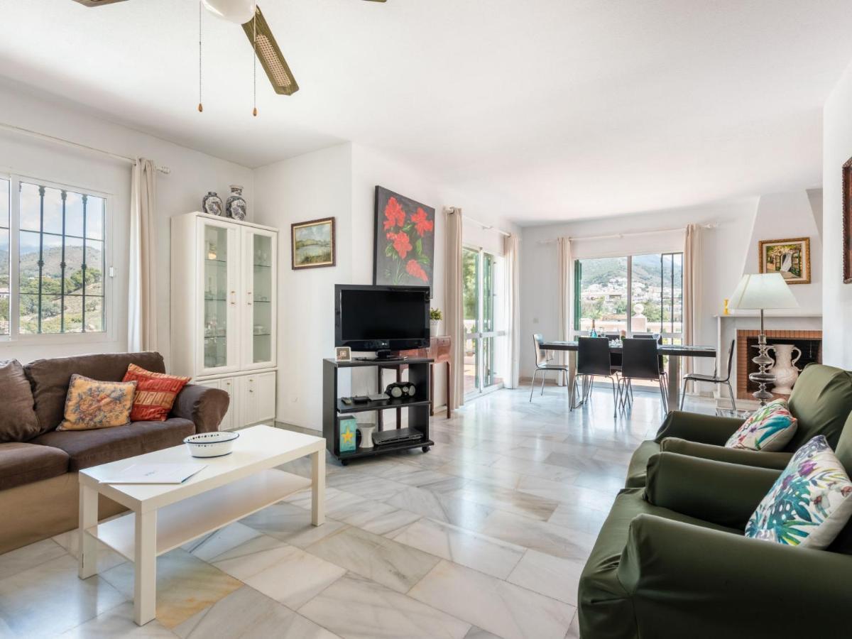 Villa Romeral By Interhome เนร์คา ภายนอก รูปภาพ