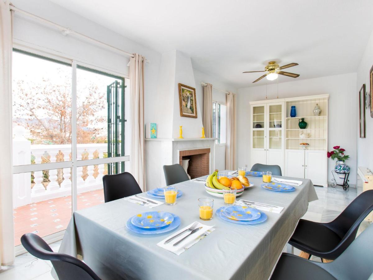 Villa Romeral By Interhome เนร์คา ภายนอก รูปภาพ